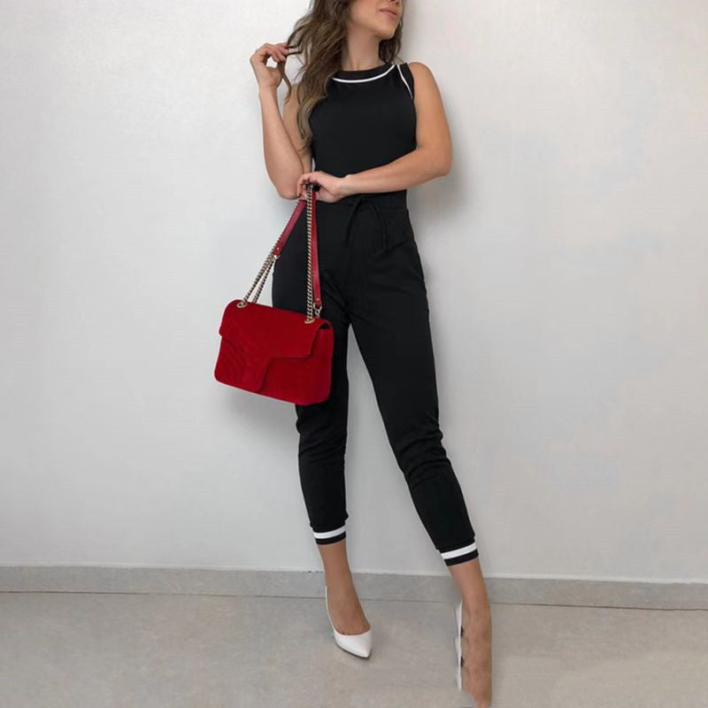 Round Neck Sleeveless Vest Contrast Color Jumpsuit